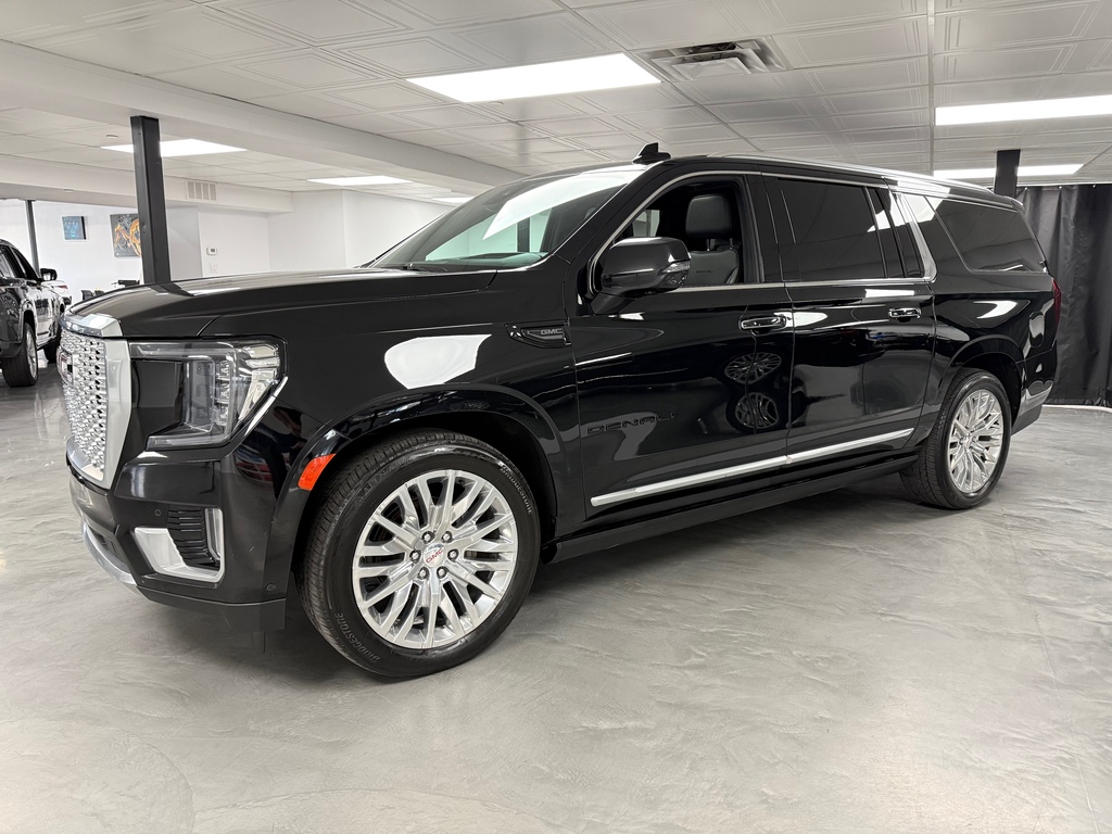 GMC Yukon DENALI XL CUIR TOIT NAV 7 PASSAGERS TV 2023