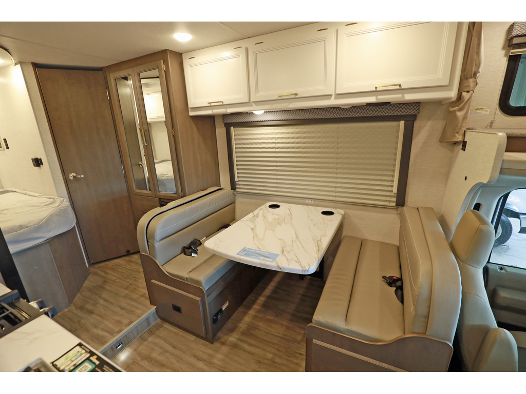 Thor Motor Coach Four Winds 2026 à vendre