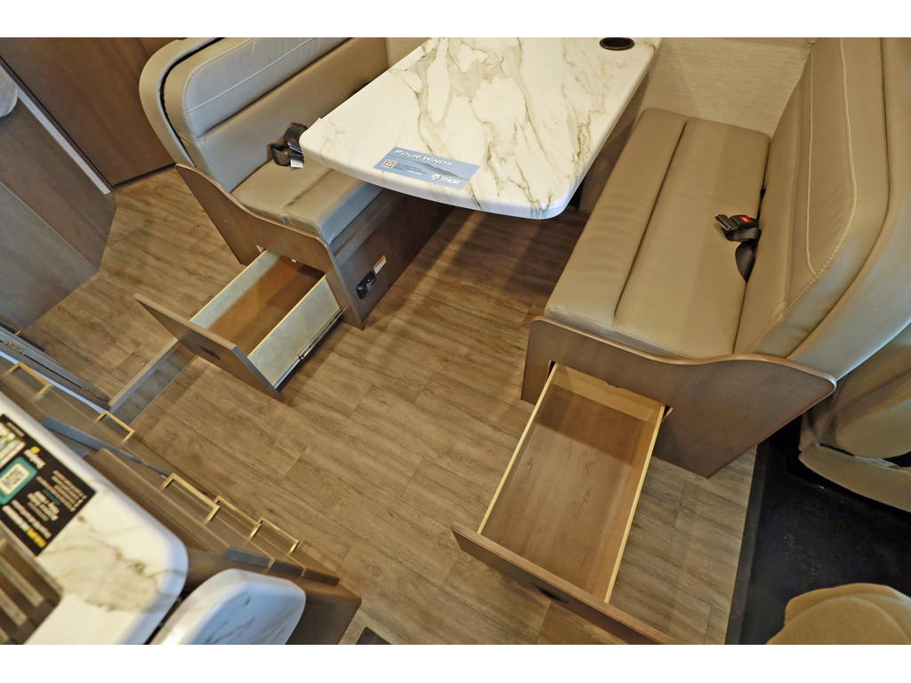 Thor Motor Coach Four Winds 2026 à vendre