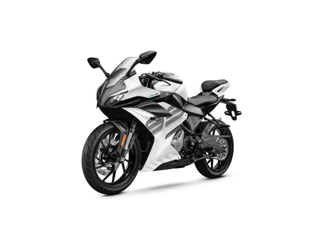 CFMOTO 300SS 2026 à vendre