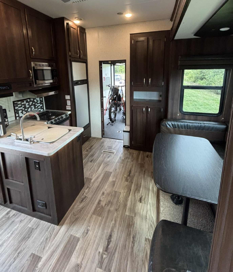 FIFTH WHEEL CARGO JAYCO TALON 39 PIEDS 2018 à vendre