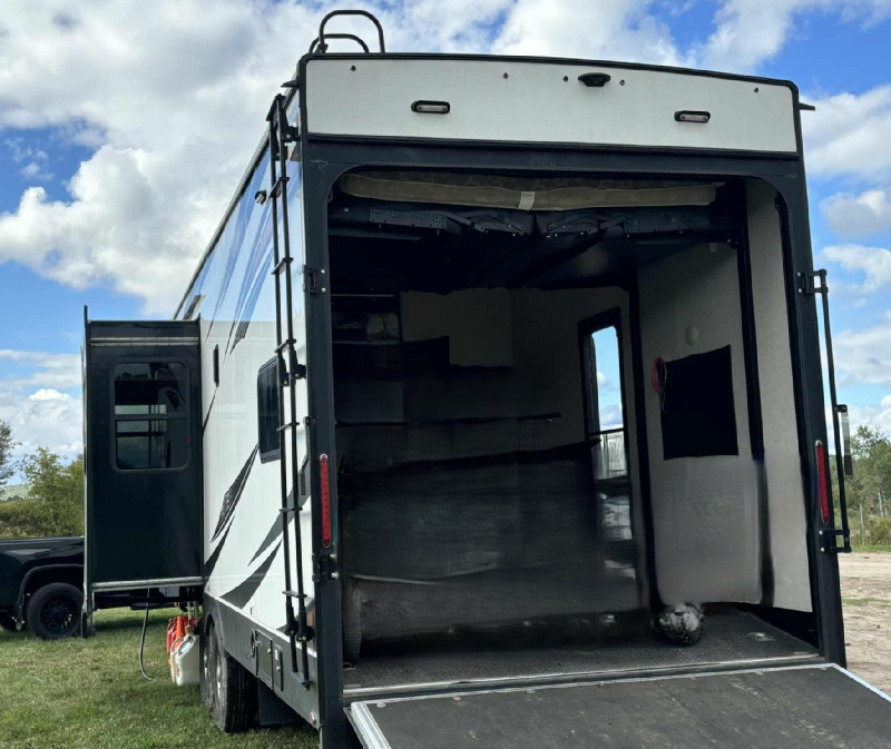 FIFTH WHEEL CARGO JAYCO TALON 39 PIEDS 2018 à vendre