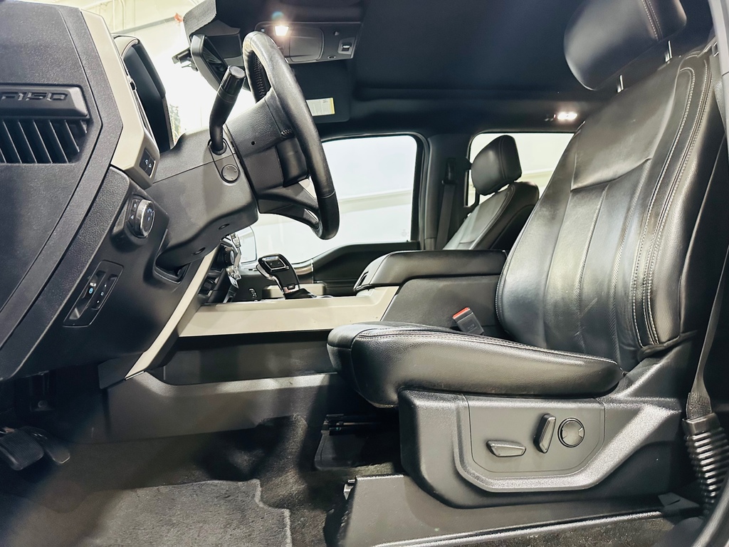 Ford F-150 LARIAT CREW CAB 4X4 CUIR TOIT NAV 2019 à vendre