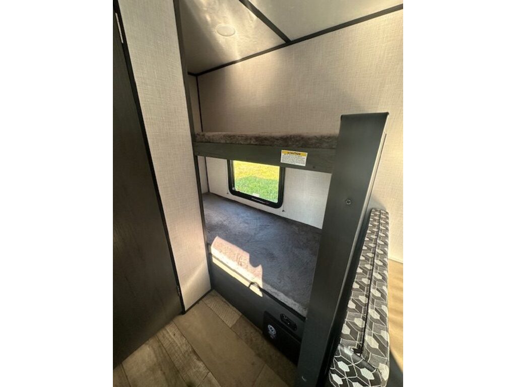 Aspen Trail 17BH 2022 à vendre