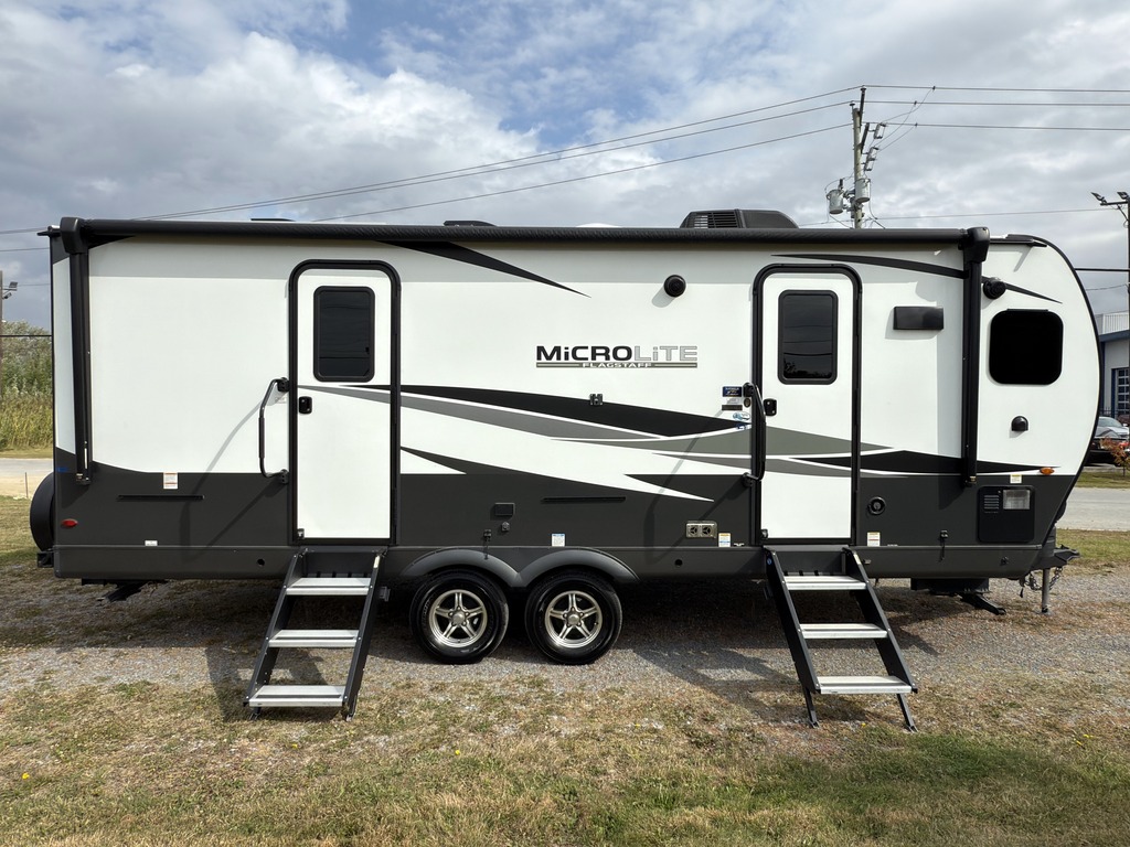 Forest River Flagstaff Micro Lite 25FKBS 2024 à vendre