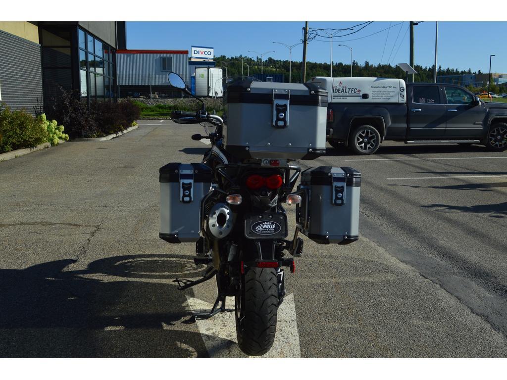 Moto Guzzi V85T 2022 à vendre