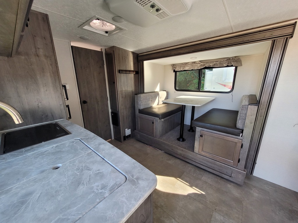 Coachmen Apex 2021 à vendre
