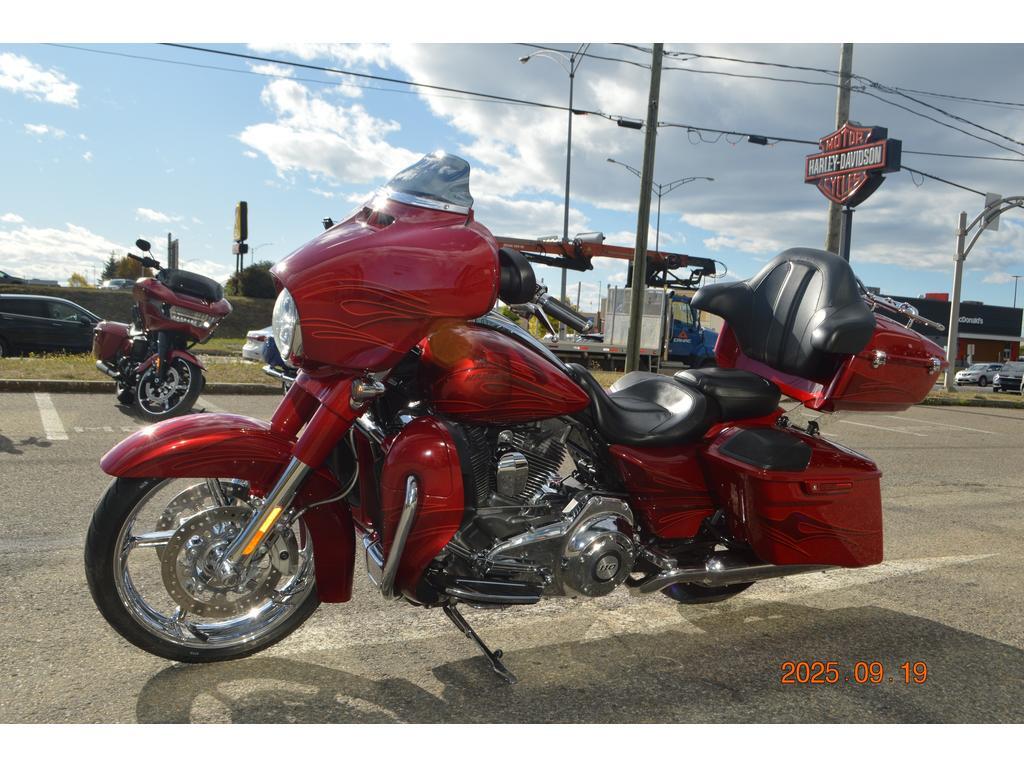 Harley-Davidson FLHXSE CVO 2016 à vendre