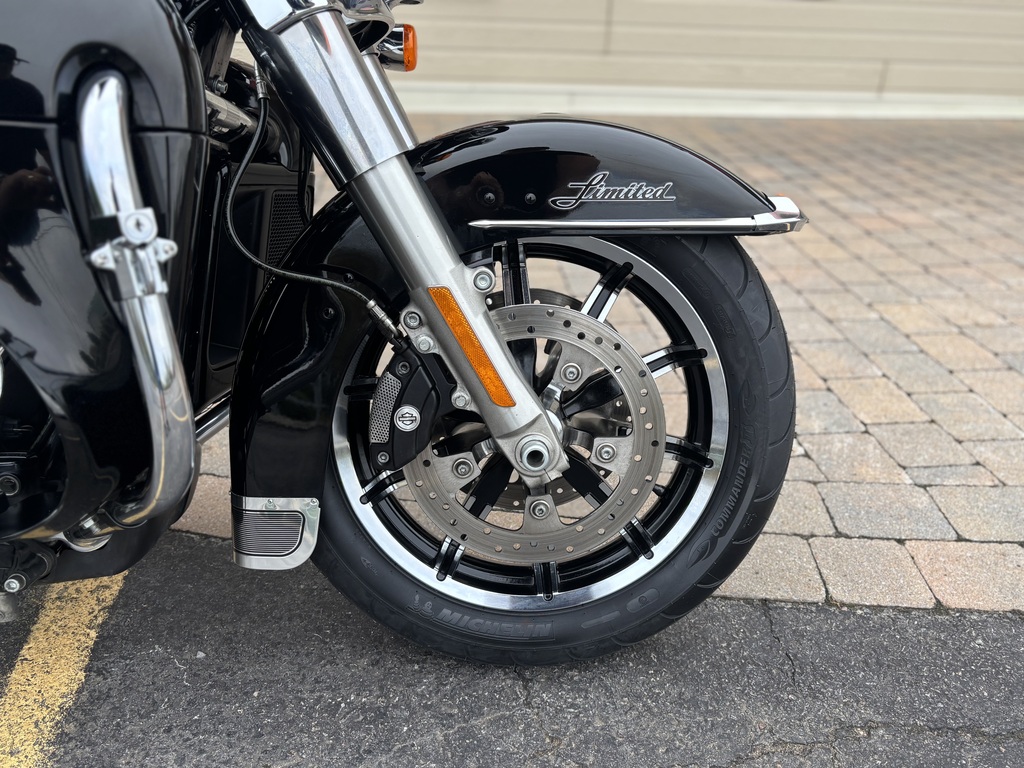 Harley-Davidson Electra Glide 2014 à vendre