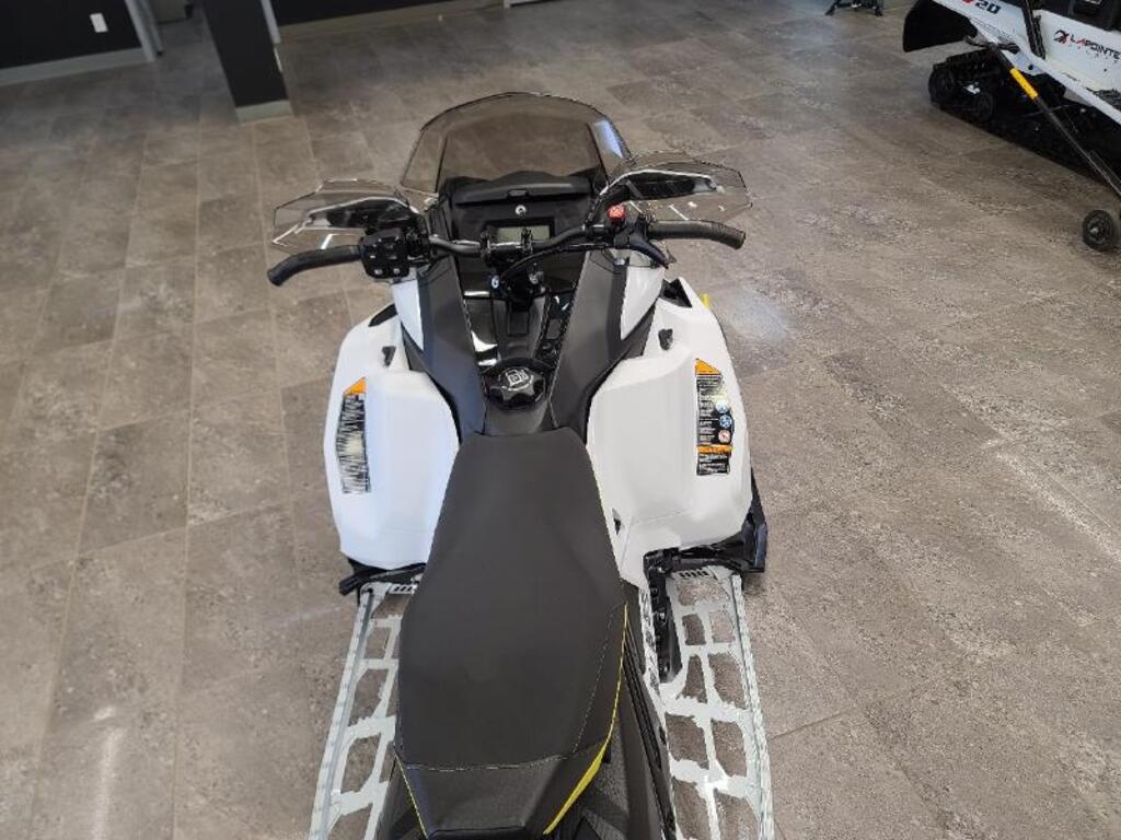 Ski-Doo BACKCOUNTRY ADRENALINE 850 E-TEC 2025 à vendre