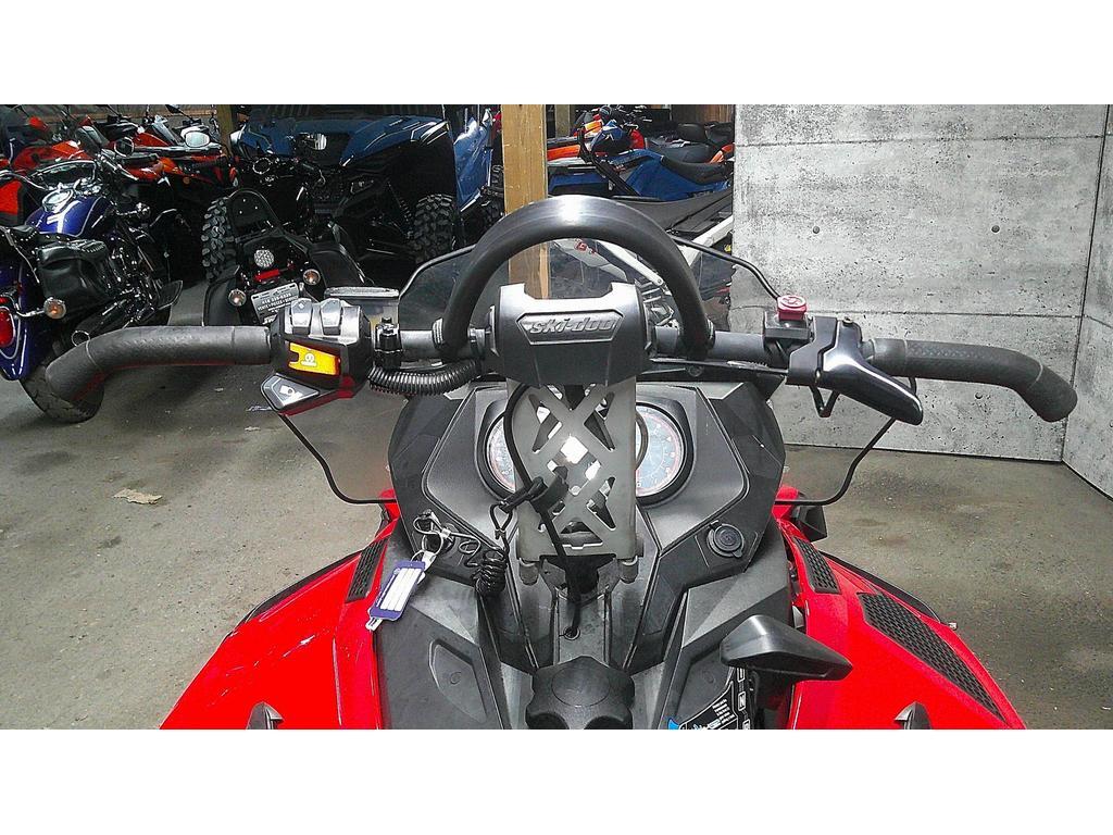 Ski-Doo SKANDIC 600 2019 à vendre