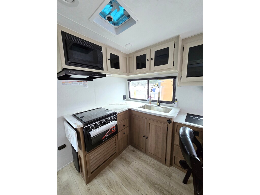 Coachmen APEX 244RBS 2026 à vendre