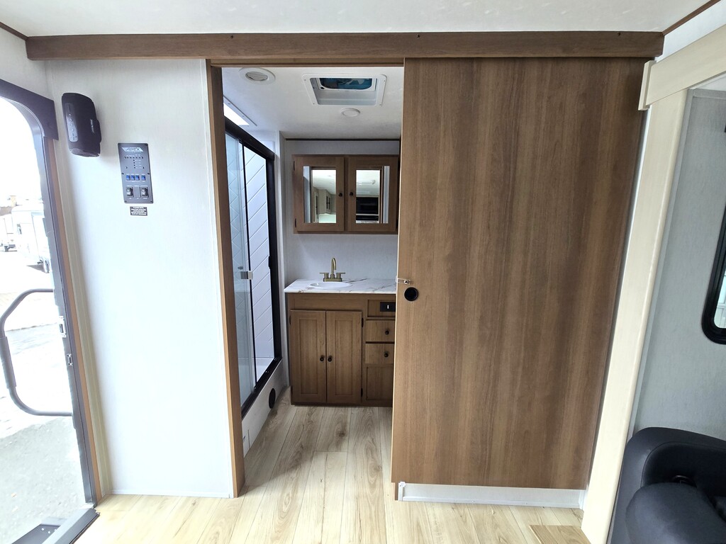 Coachmen APEX 244RBS 2026 à vendre