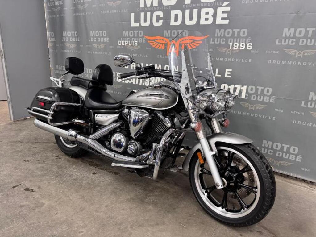 Yamaha V-Star 950 Tourer 2009 à vendre