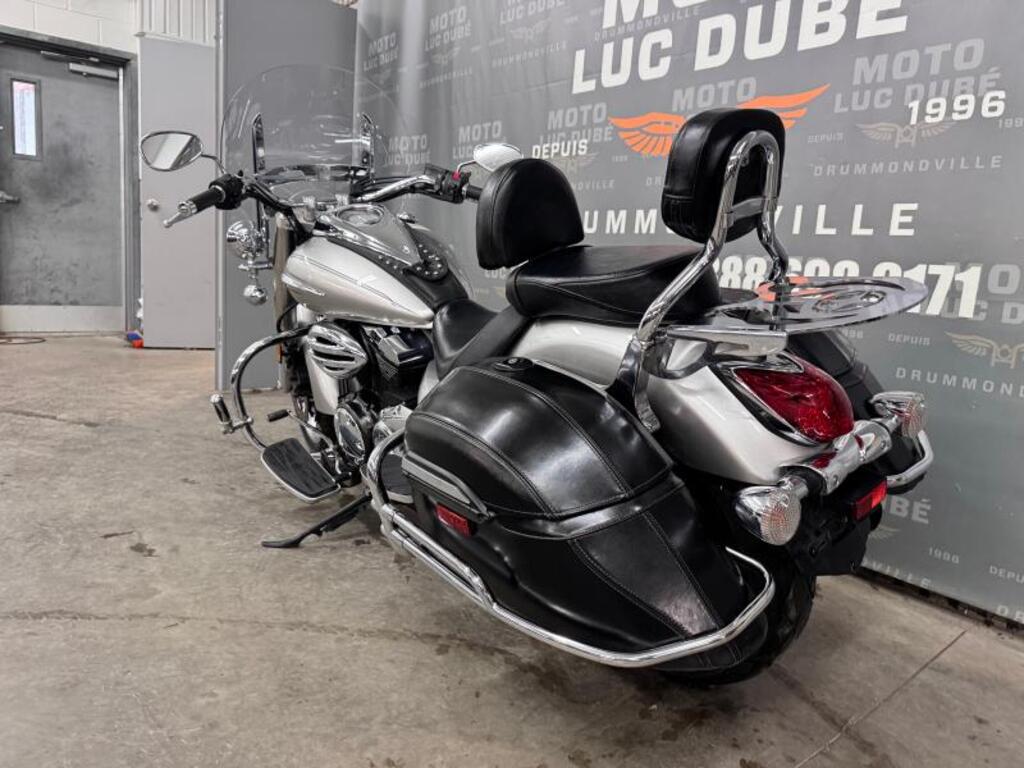 Yamaha V-Star 950 Tourer 2009 à vendre