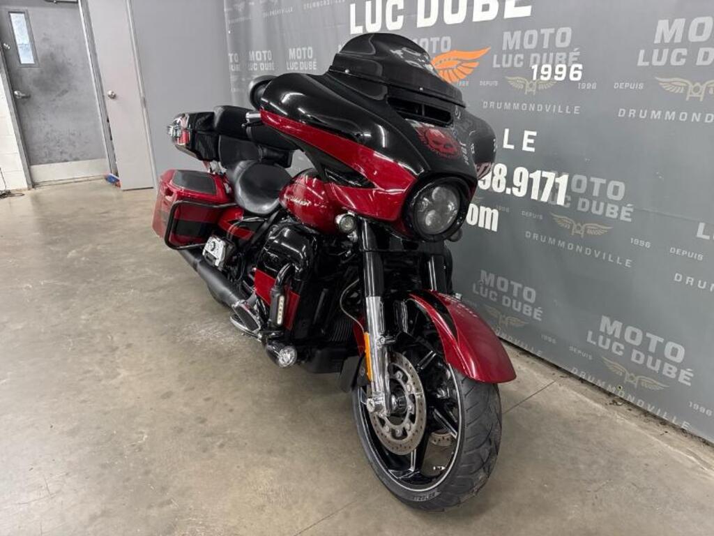 Harley-Davidson FLHXSE CVO Street Glide 2017 à vendre
