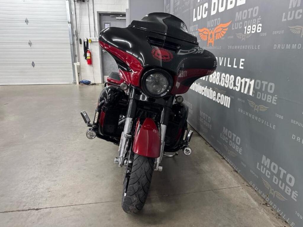 Harley-Davidson FLHXSE CVO Street Glide 2017 à vendre