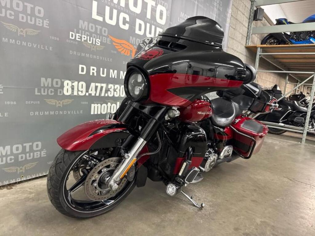 Harley-Davidson FLHXSE CVO Street Glide 2017 à vendre