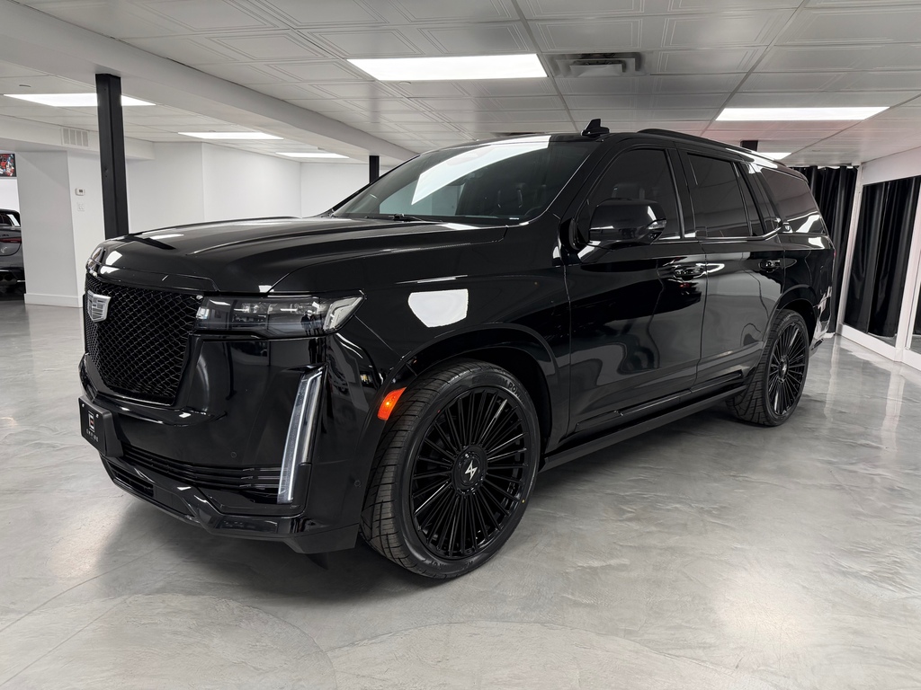 Cadillac Escalade V8 6,2L 420 HP 4X4 CUIR NAV TOIT PANO AUDIO AKG 2022