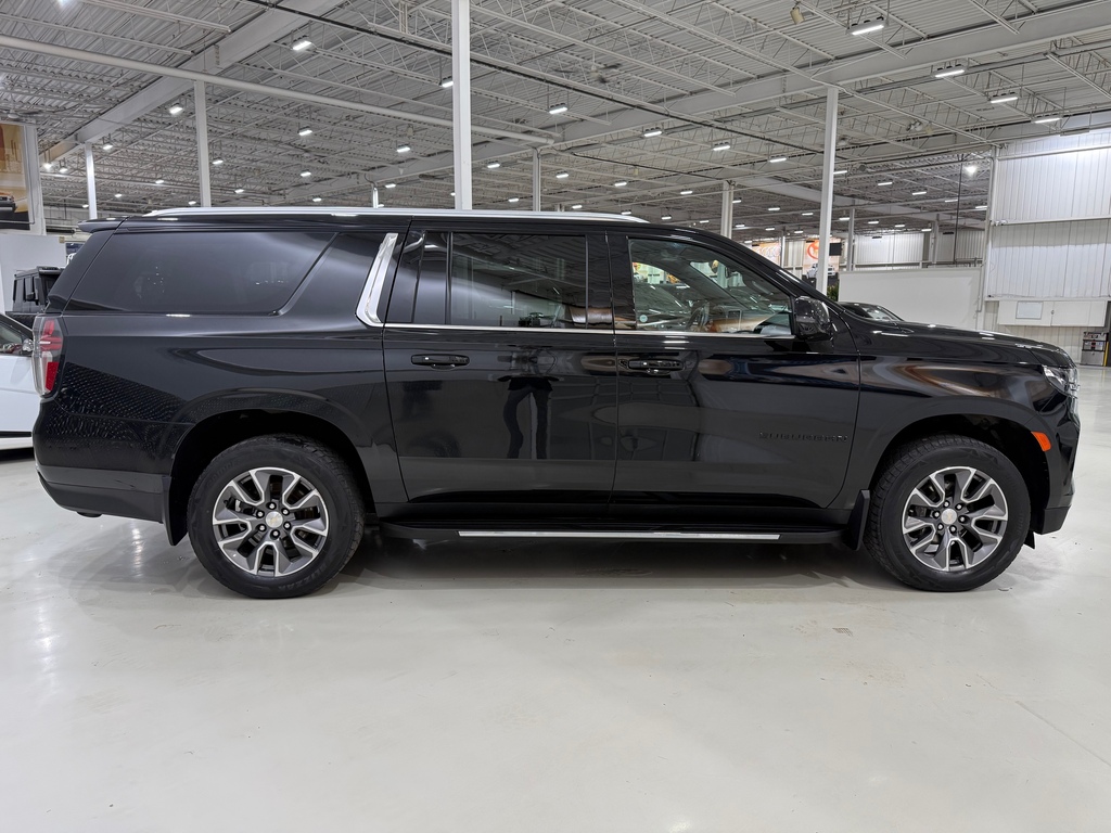 Chevrolet Suburban LT 7 PASSAGERS CUIR TOIT NAV 4X4 5.3L 2022 à vendre