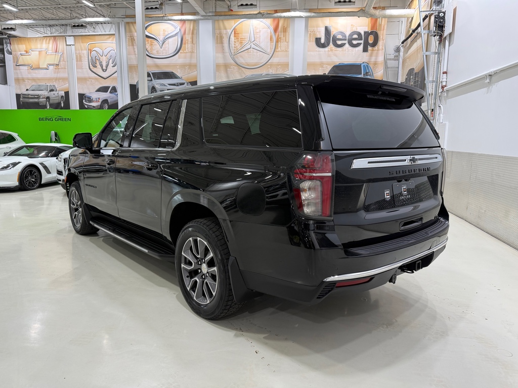 Chevrolet Suburban LT 7 PASSAGERS CUIR TOIT NAV 4X4 5.3L 2022 à vendre