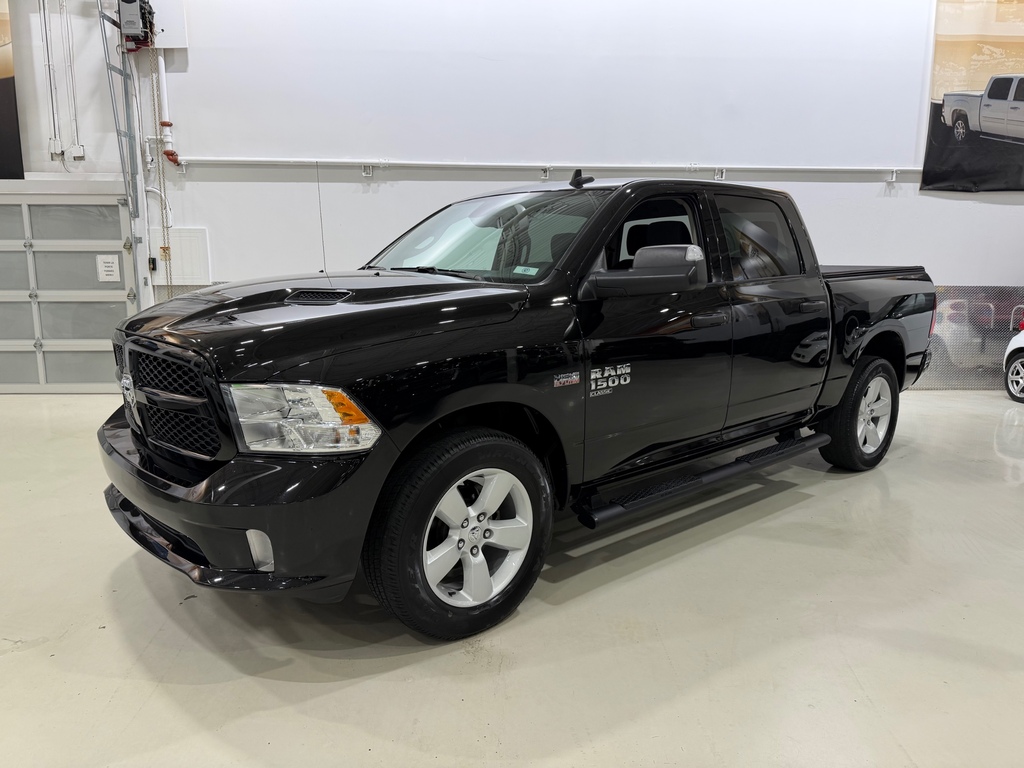 Ram 1500 TRADESMAN V8 5.7L 4X4 CREWCAB HEMI 2022