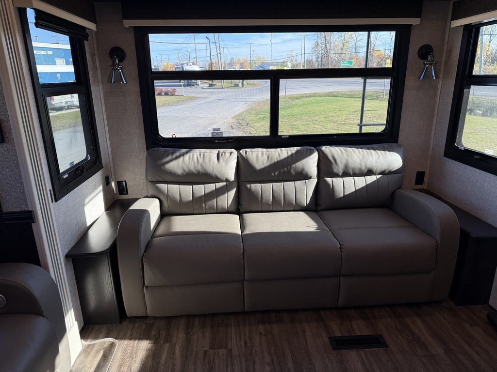 Jayco Pinnacle 2022 à vendre