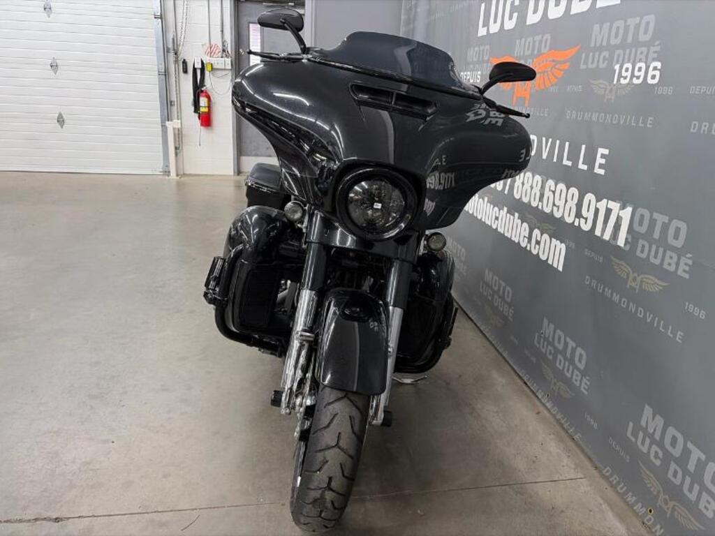 Harley-Davidson FLHXSE CVO Street Glide 2017 à vendre