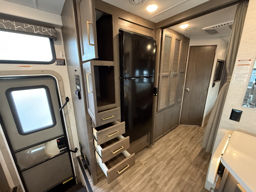 Thor Motor Coach Ace 29G 2024 à vendre