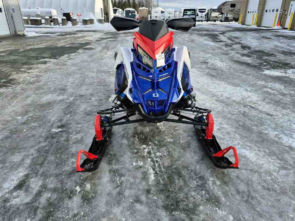Polaris Indy XCR 136 850 2022 à vendre