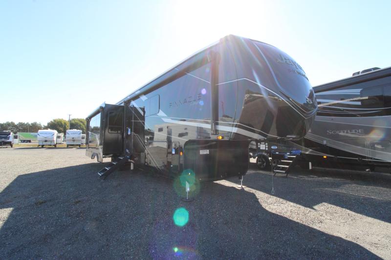 Jayco Pinnacle 38FBRK 2026