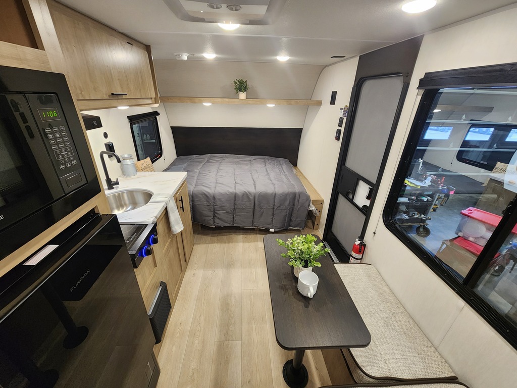 Wolf Pup 17LP 2026 à vendre