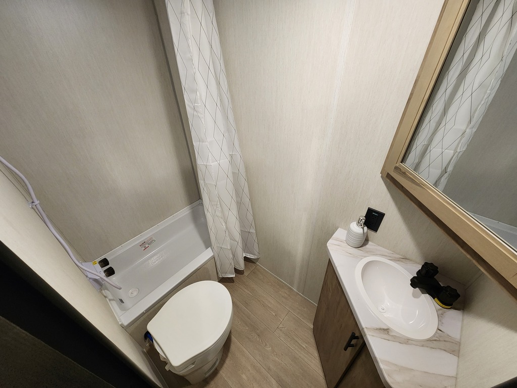 Wolf Pup 17LP 2026 à vendre