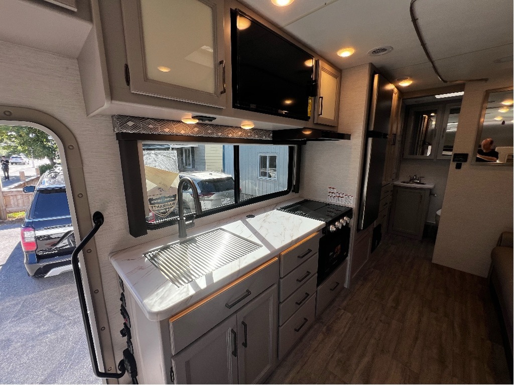 Thor Motor Coach Four Winds Sprinter 2024 à vendre