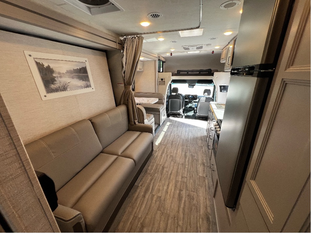 Thor Motor Coach Four Winds Sprinter 2024 à vendre