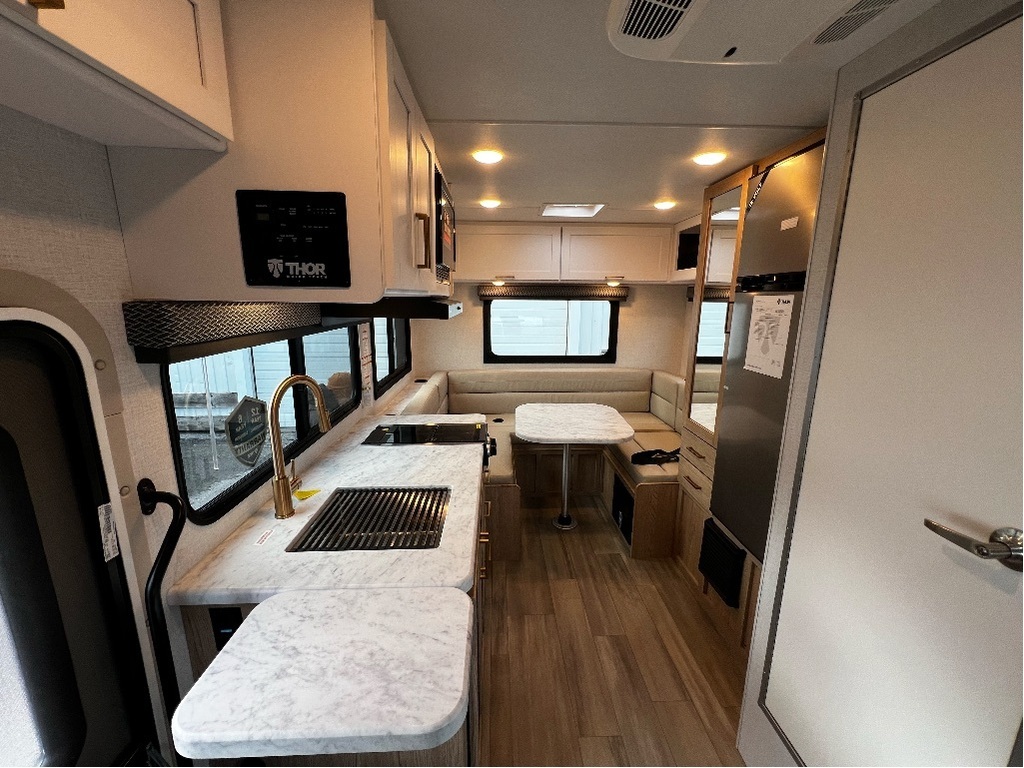 Thor Motor Coach Four Winds 2026 à vendre