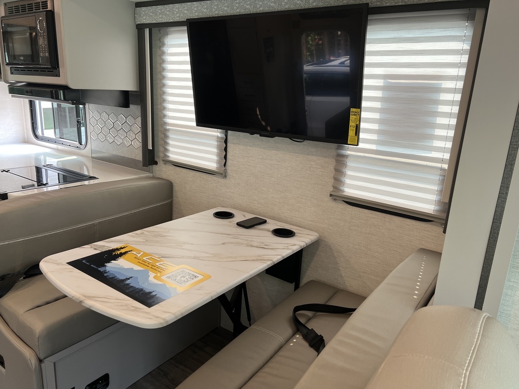 Thor Motor Coach A.c.e 2024 à vendre