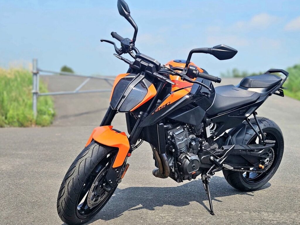 KTM DUKE 890 2022