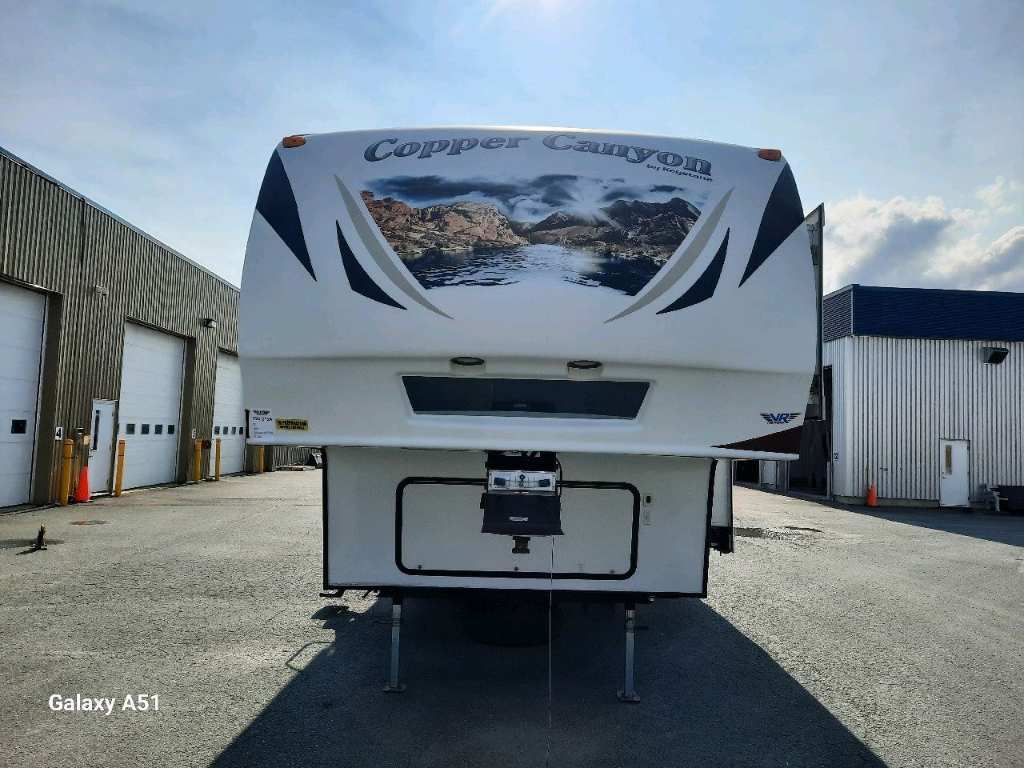 Keystone RV Sprinter copper canyon 275FWBH 2012 à vendre