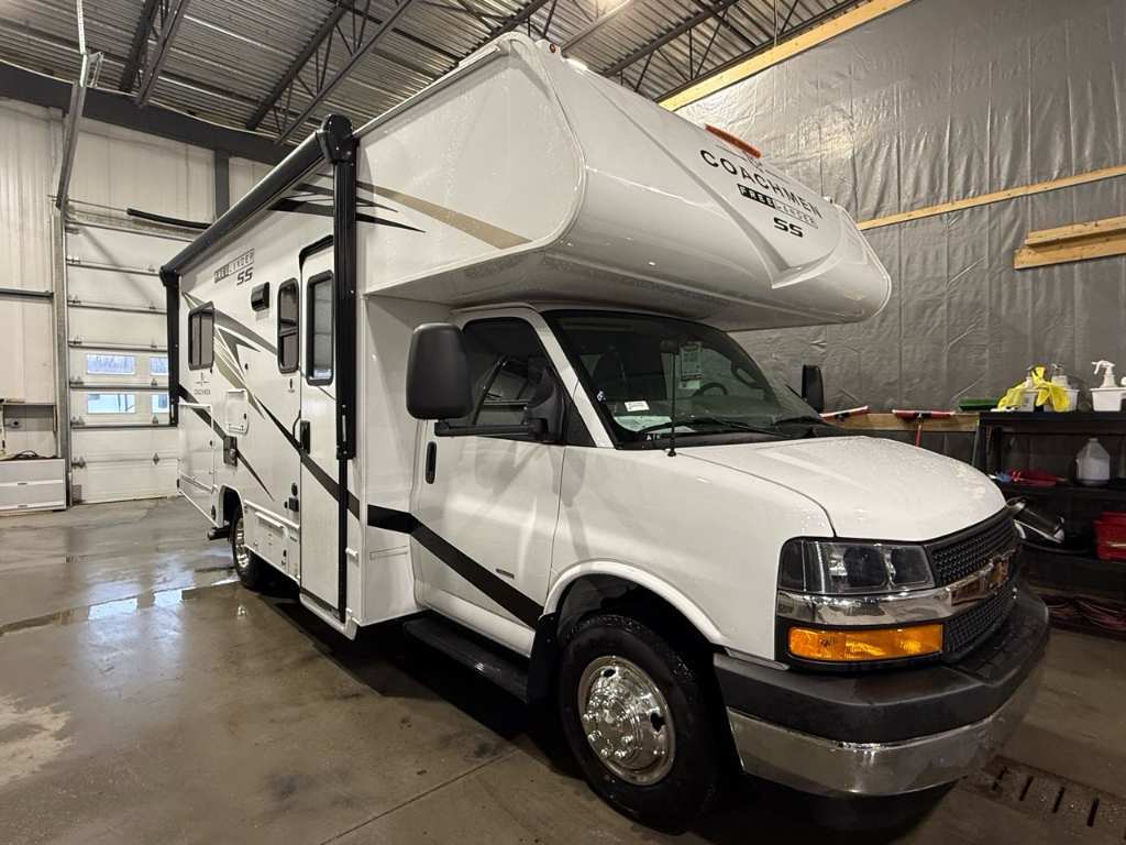 Coachmen Freelander 21QSS Essence 2026