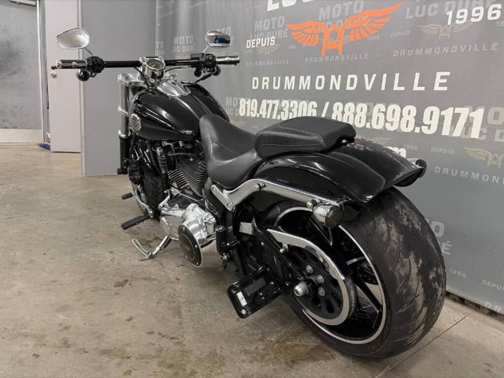 Harley-Davidson FXSB Softail Breakout 2015 à vendre