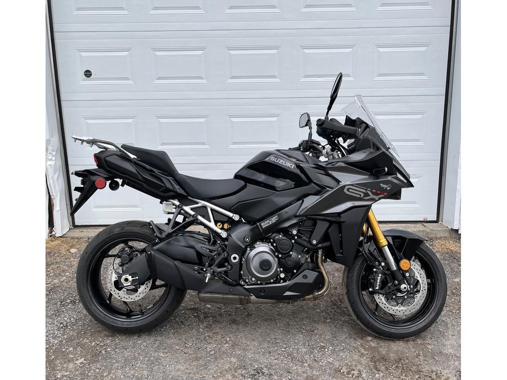 Suzuki GSX-S1000GX 2024