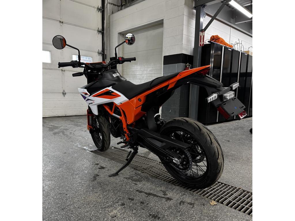 KTM 390 SMC R 2025 à vendre