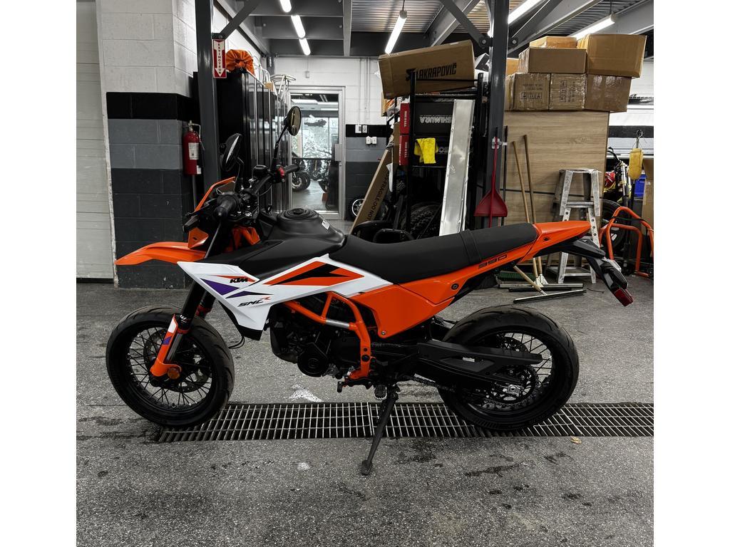 KTM 390 SMC R 2025 à vendre