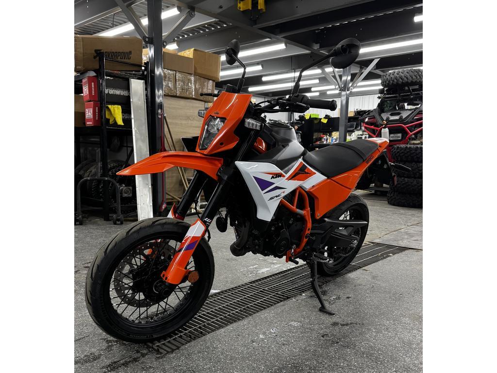 KTM 390 SMC R 2025 à vendre