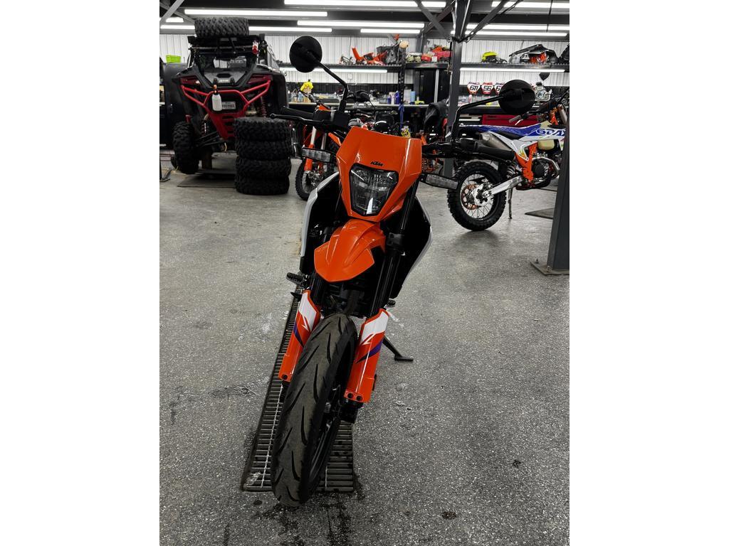 KTM 390 SMC R 2025 à vendre