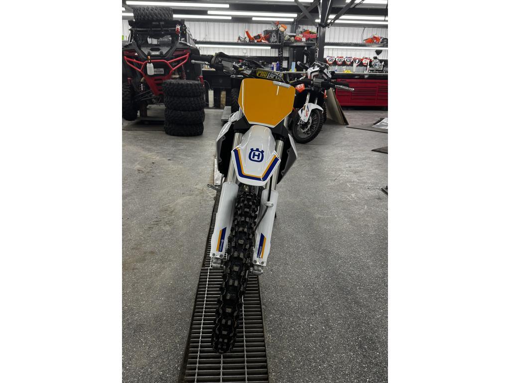 Husqvarna FC 450 HERITAGE 2023 à vendre