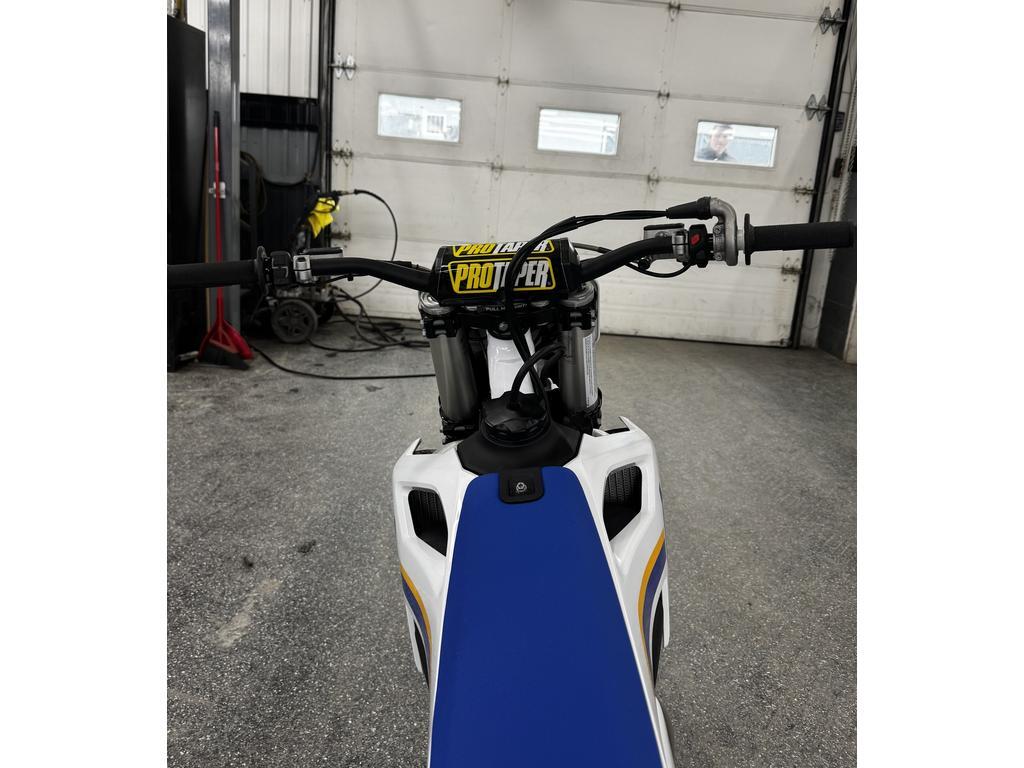 Husqvarna FC 450 HERITAGE 2023 à vendre