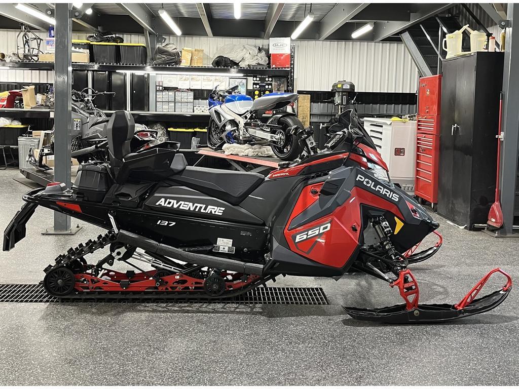 Polaris 650 INDY Adventure 137 2024