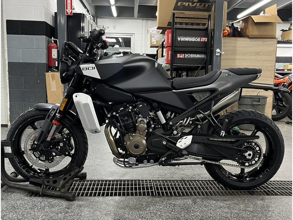 Husqvarna Svartpilen 801 2025 à vendre